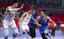 福建男篮激战到底，抢先多分获得胜利